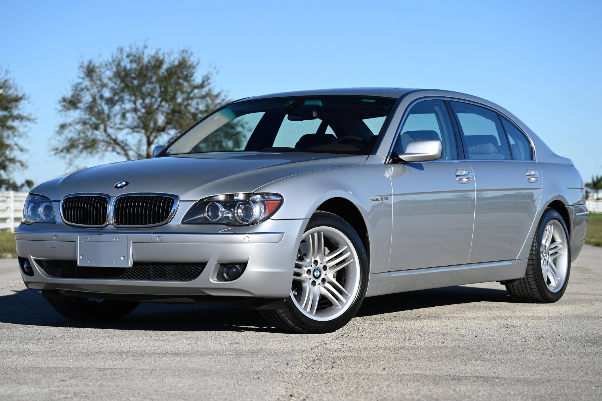 bmw 760li v12